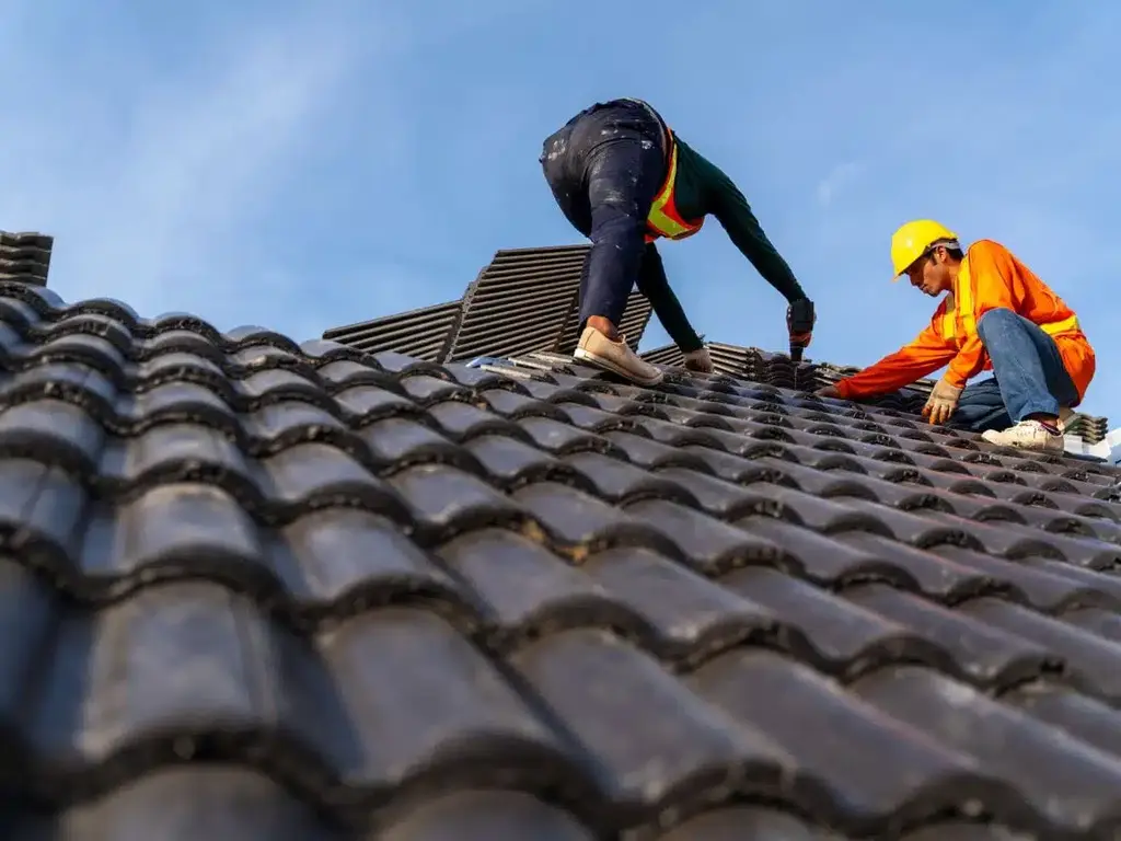 Commercial Roof Services in Manhattan